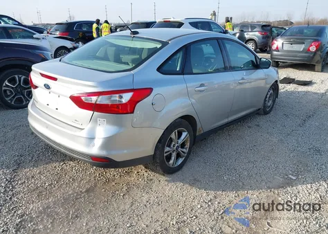 2013 Ford Focus Se z USA, uszkodzony, nr VIN 1FADP3F2XDL139389